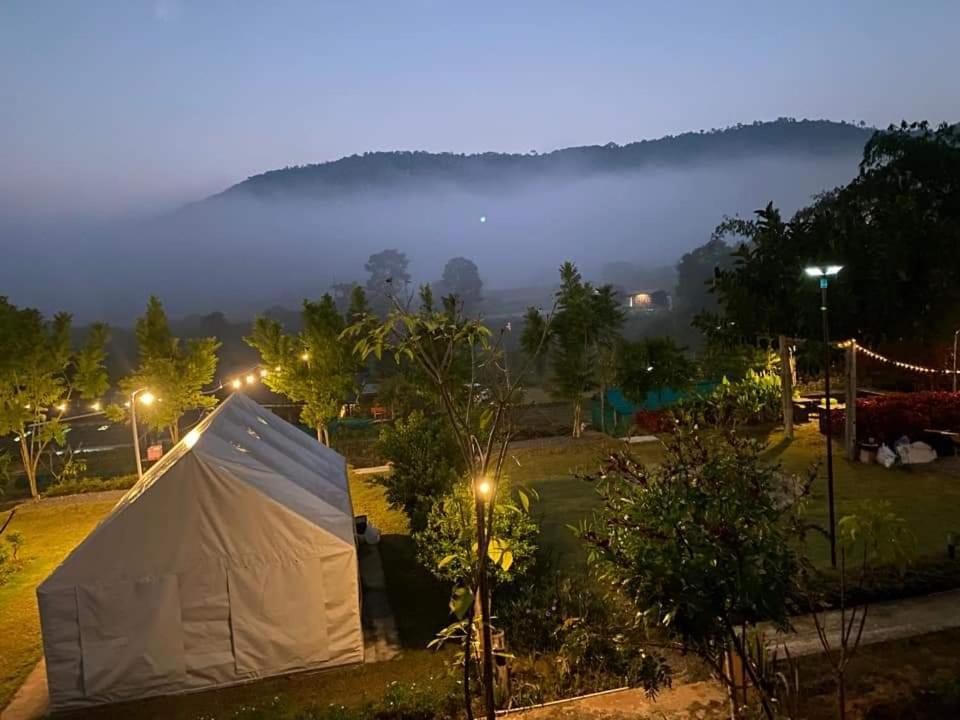 Lys I Dalen Resort&Camping Khao Kho Exterior foto